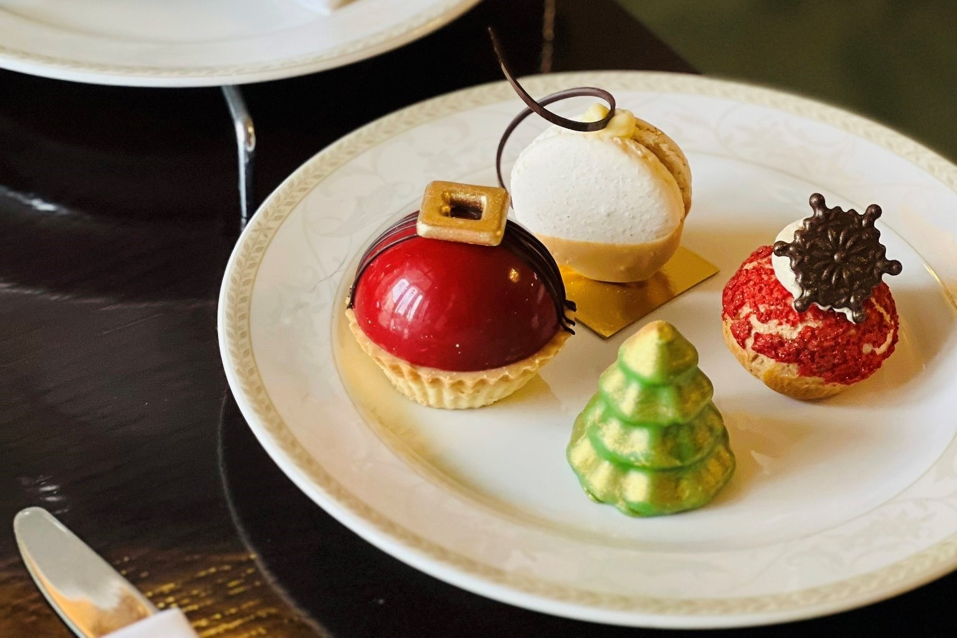 Down Hall Hotel & Spa Afternoon Tea – Luxury Restaurant Guide
